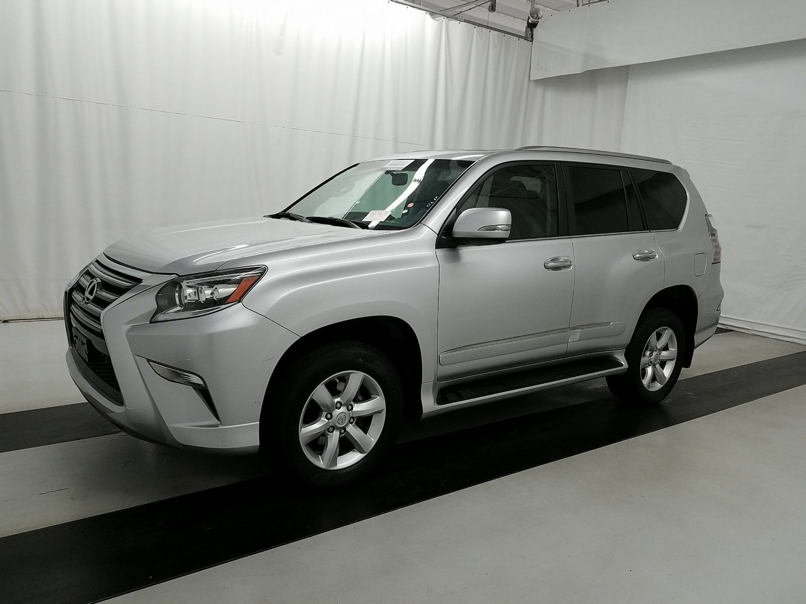 Купить LEXUS GX 460 2016: Авто с пробегом из США в Бишкеке и Кыргызстане.  Бу авто с авторынков США