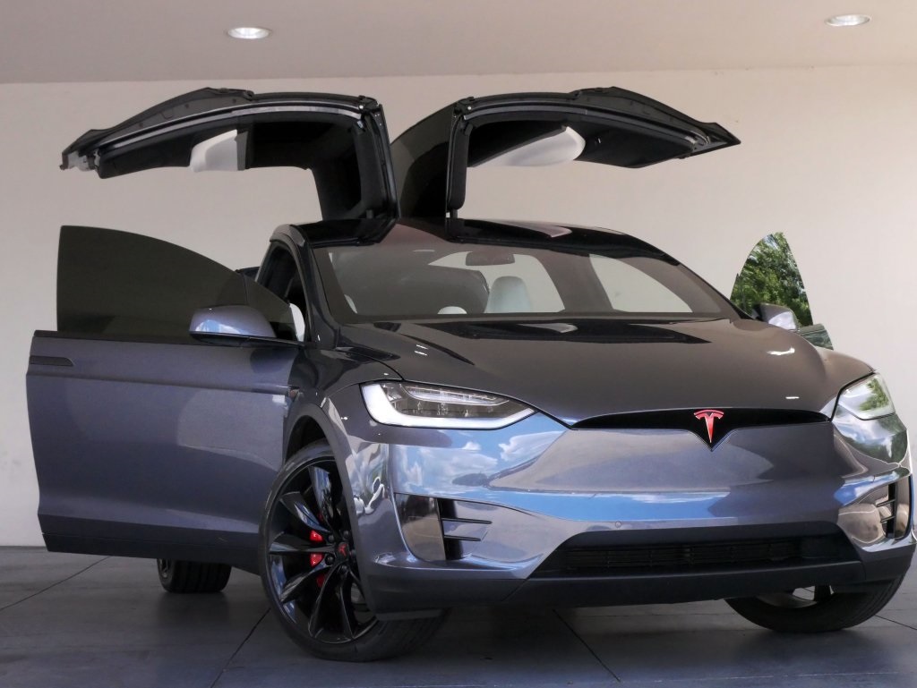 2016 Tesla X P90d All Wheel Drive 4 Door Titanium Metallic