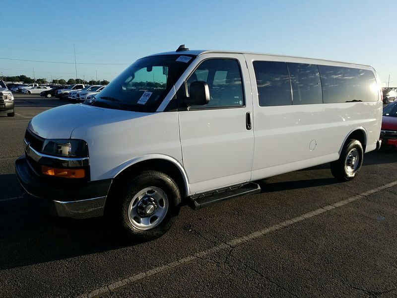 2019 chevrolet g3500