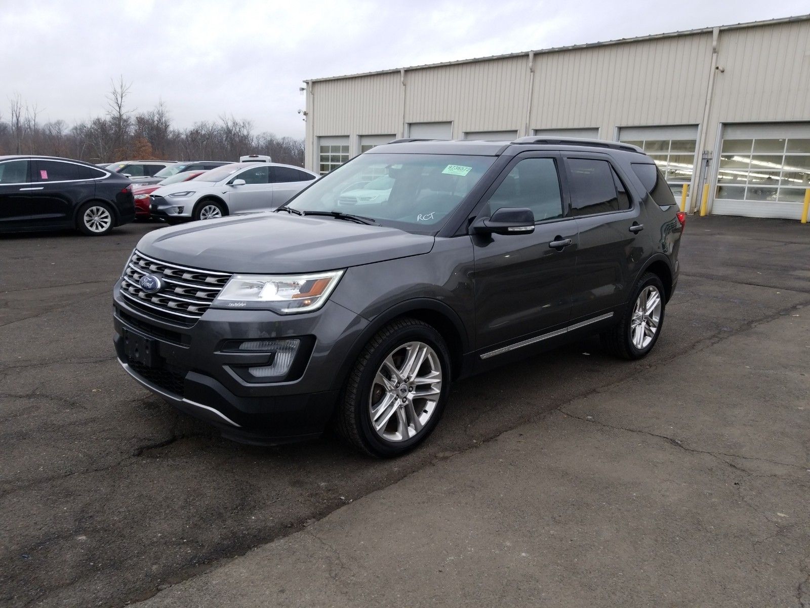 2017 Ford Explorer 3.5. Lot 11944134 Vin 1FM5K8D81HGA96895
