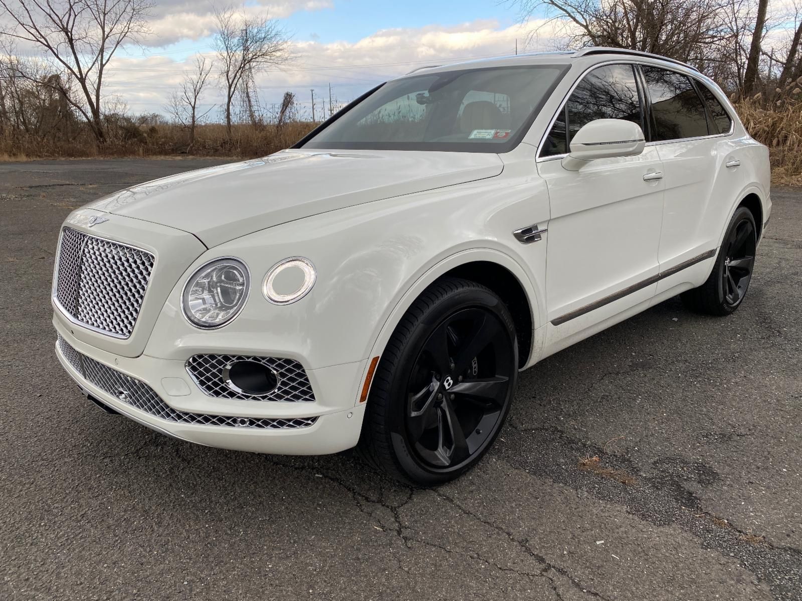 Купить BENTLEY BENTAYGA 2018: Авто с пробегом из США в Бишкеке и Кыргызстане.  Бу авто с авторынков США