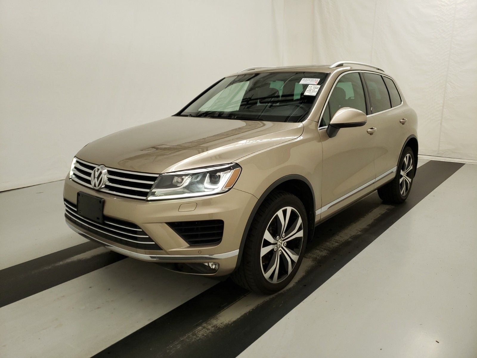 Купить VOLKSWAGEN TOUAREG 2017: Авто с пробегом из США в Бишкеке и  Кыргызстане. Бу авто с авторынков США