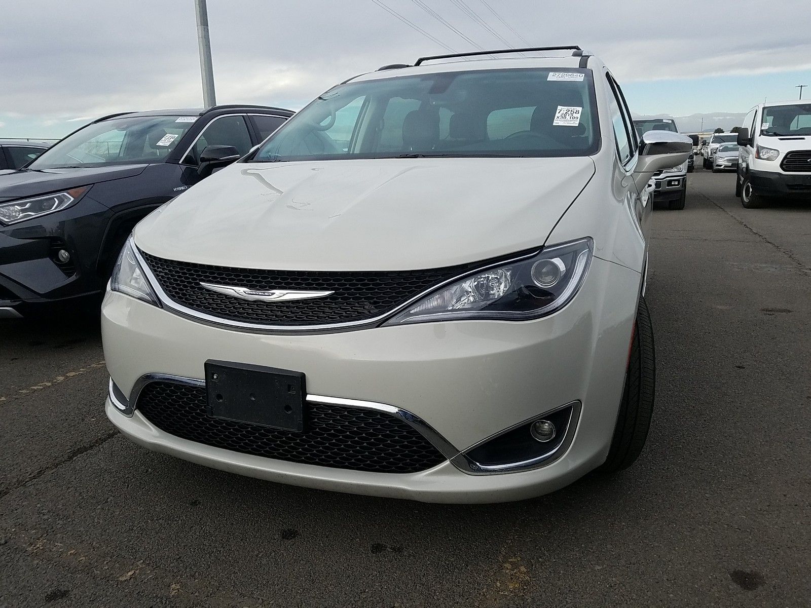 2019 Chrysler Pacifica 3.6. Lot 99913205194 Vin 2C4RC1GG0KR702108