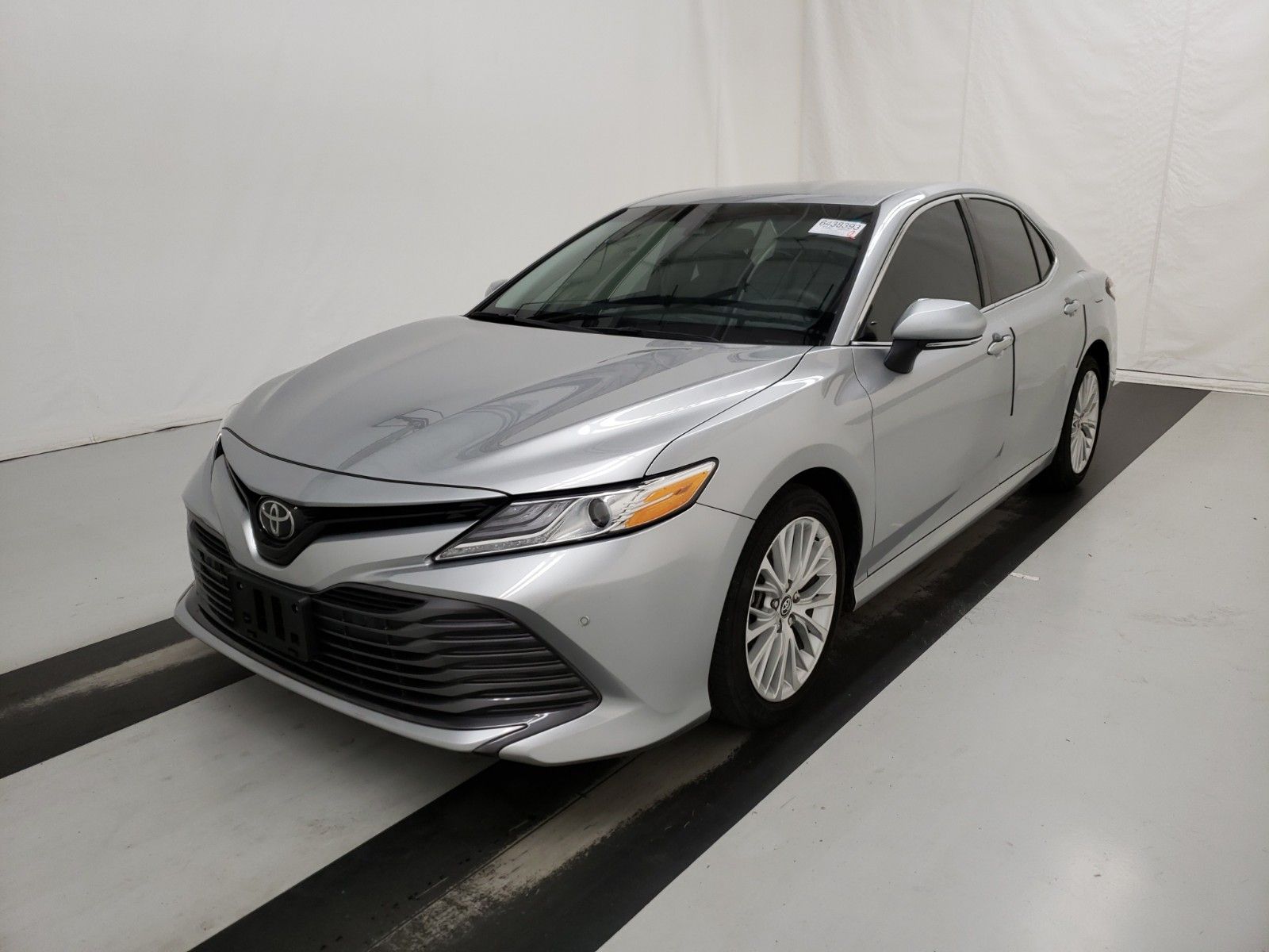 2018 Toyota Camry 2.5. Lot 99920982406 Vin 4T1B11HK7JU012881