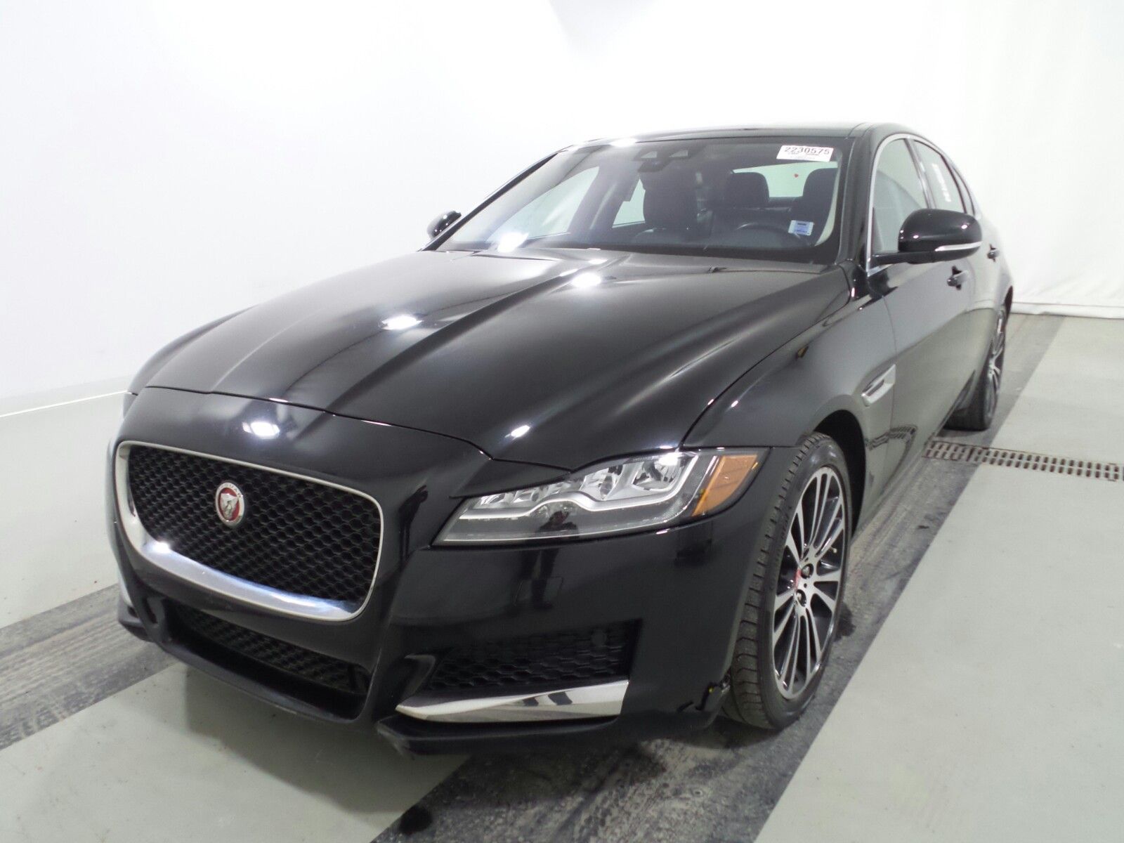 2017 Jaguar Xf 3.0. Lot 9994550919 Vin SAJBK4BVXHCY28555