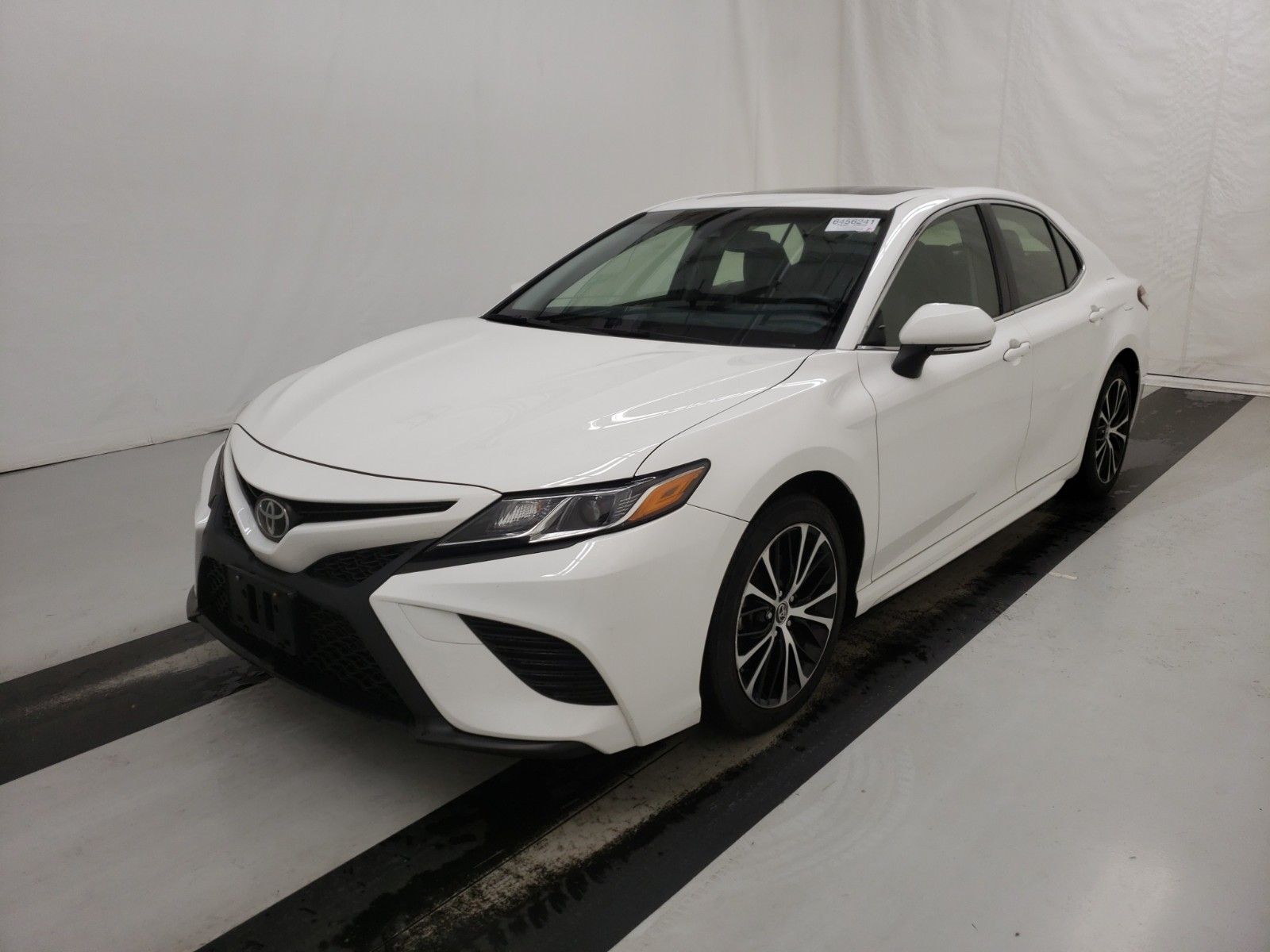 2018 Toyota Camry 2.5. Lot 99921012197 Vin JTNB11HK7J3000588