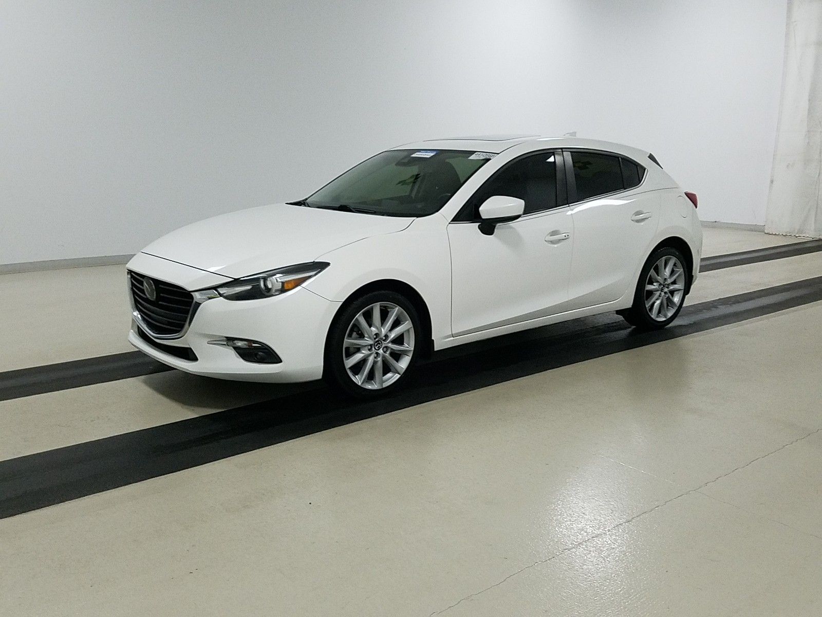 2017 Mazda3 2.5. Lot 99915808610 Vin 3MZBN1M34HM129868