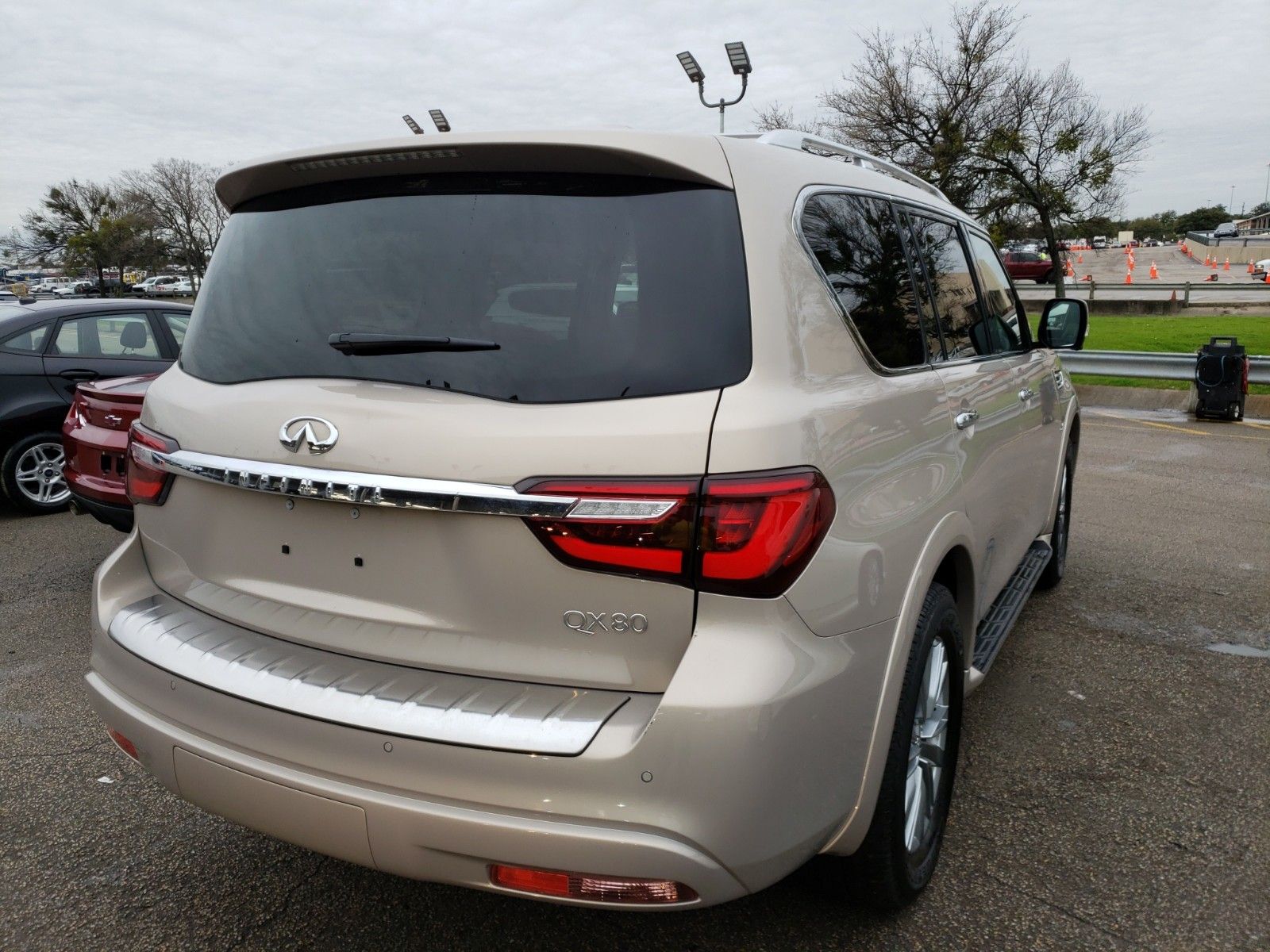 2019 Infiniti Qx80 5.6. Lot 99917944287 Vin JN8AZ2NF3K9686881