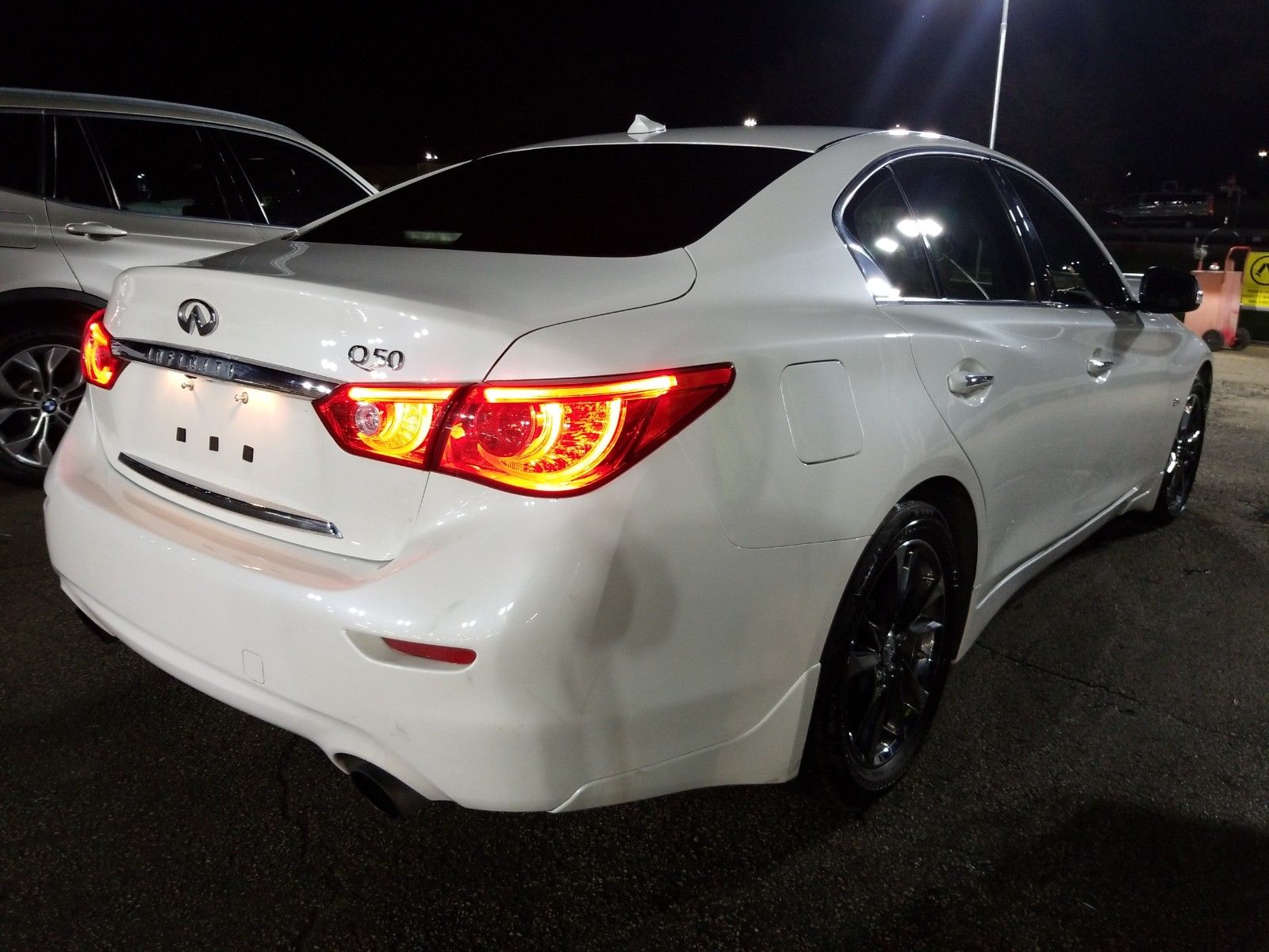 2017 Infiniti Q50 3.0. Lot 99917937621 Vin JN1EV7AP6HM742485