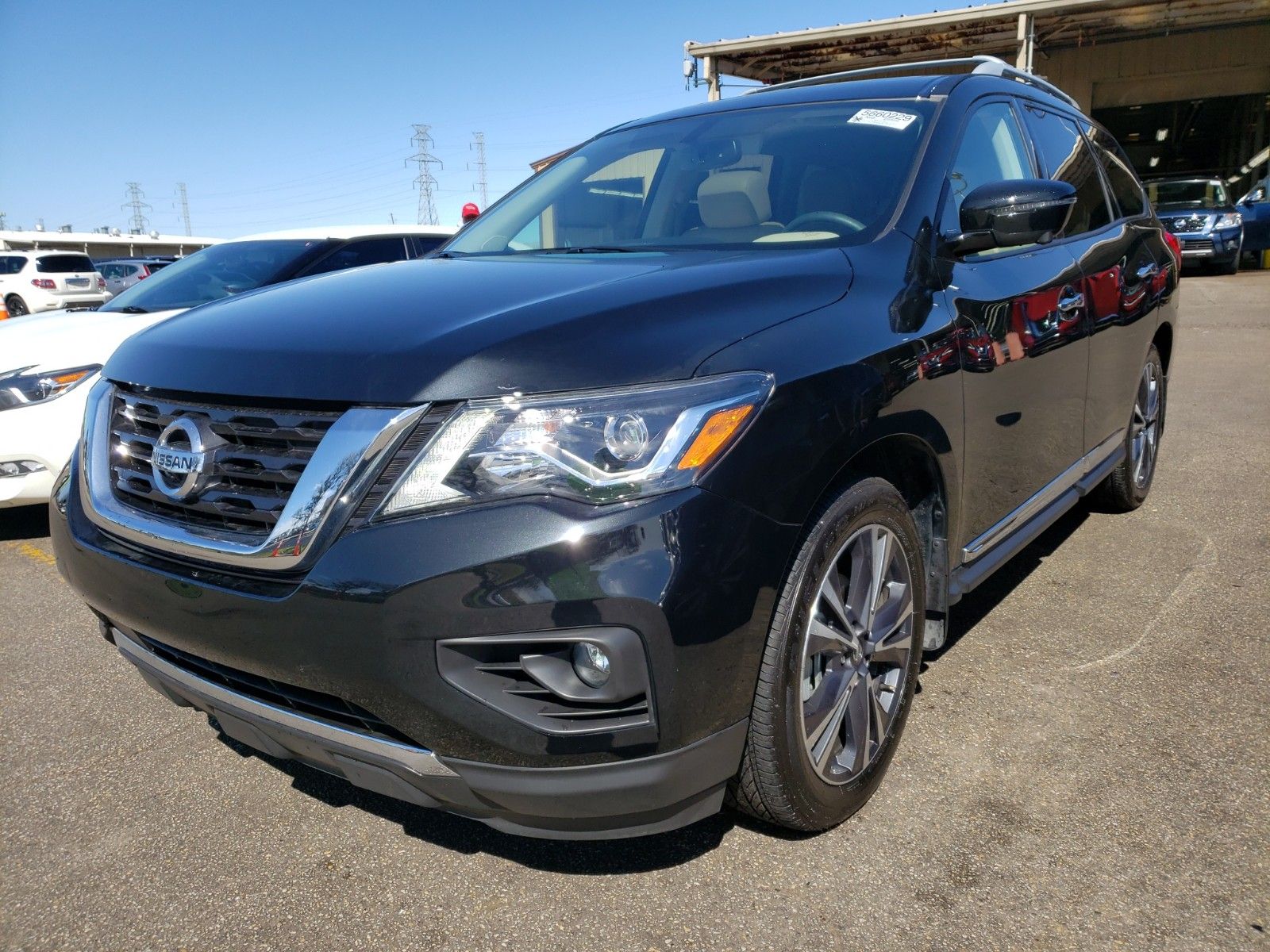 2019 Nissan Pathfinder 3.5. Lot 99917956004 Vin 5N1DR2MN6KC622477