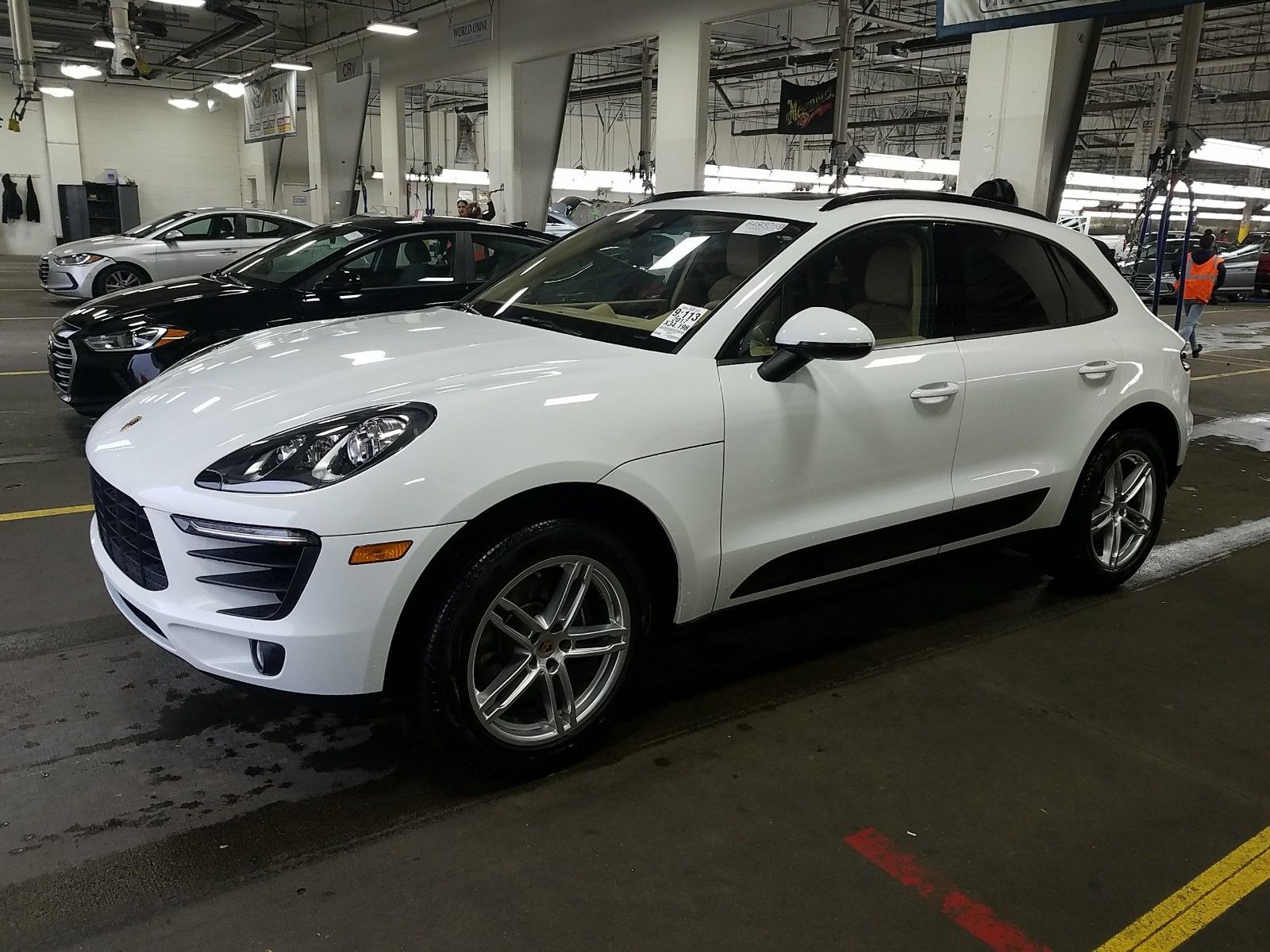 2017 Porsche Macan 2.0. Lot 99921078141 Vin WP1AA2A53HLB04420