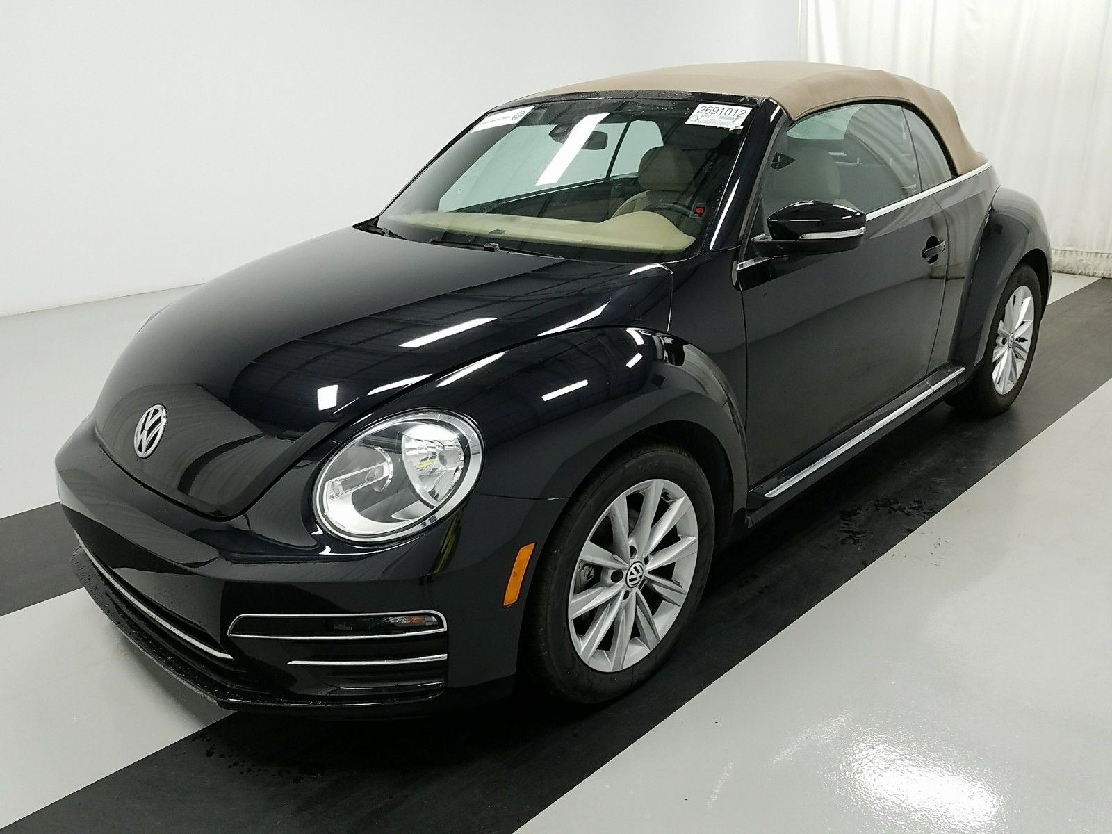 2017 Volkswagen Beetle 1.8. Lot 99914053810 Vin 3VW517AT4HM806126