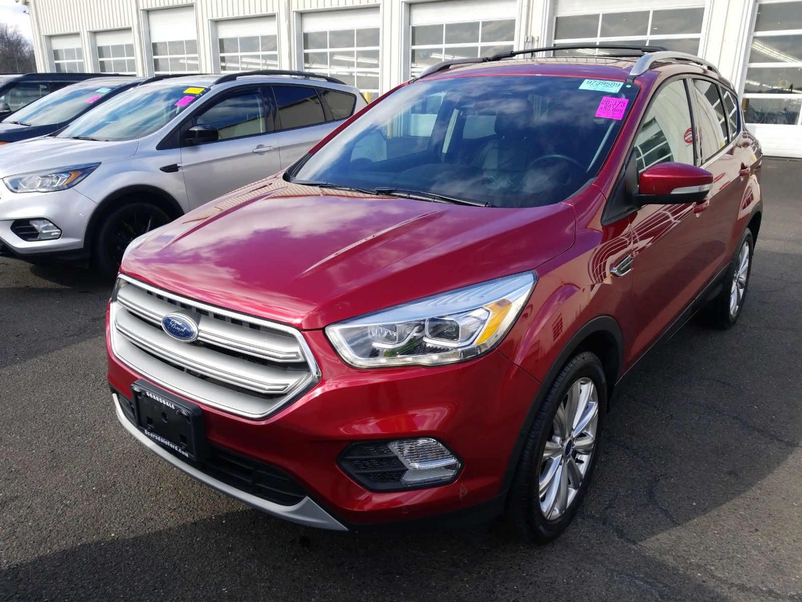 Продажа Ford Escape 2017 titanium красный 2.0 vin Продажа Ford Escape 2017 titanium красный 2.0 vin