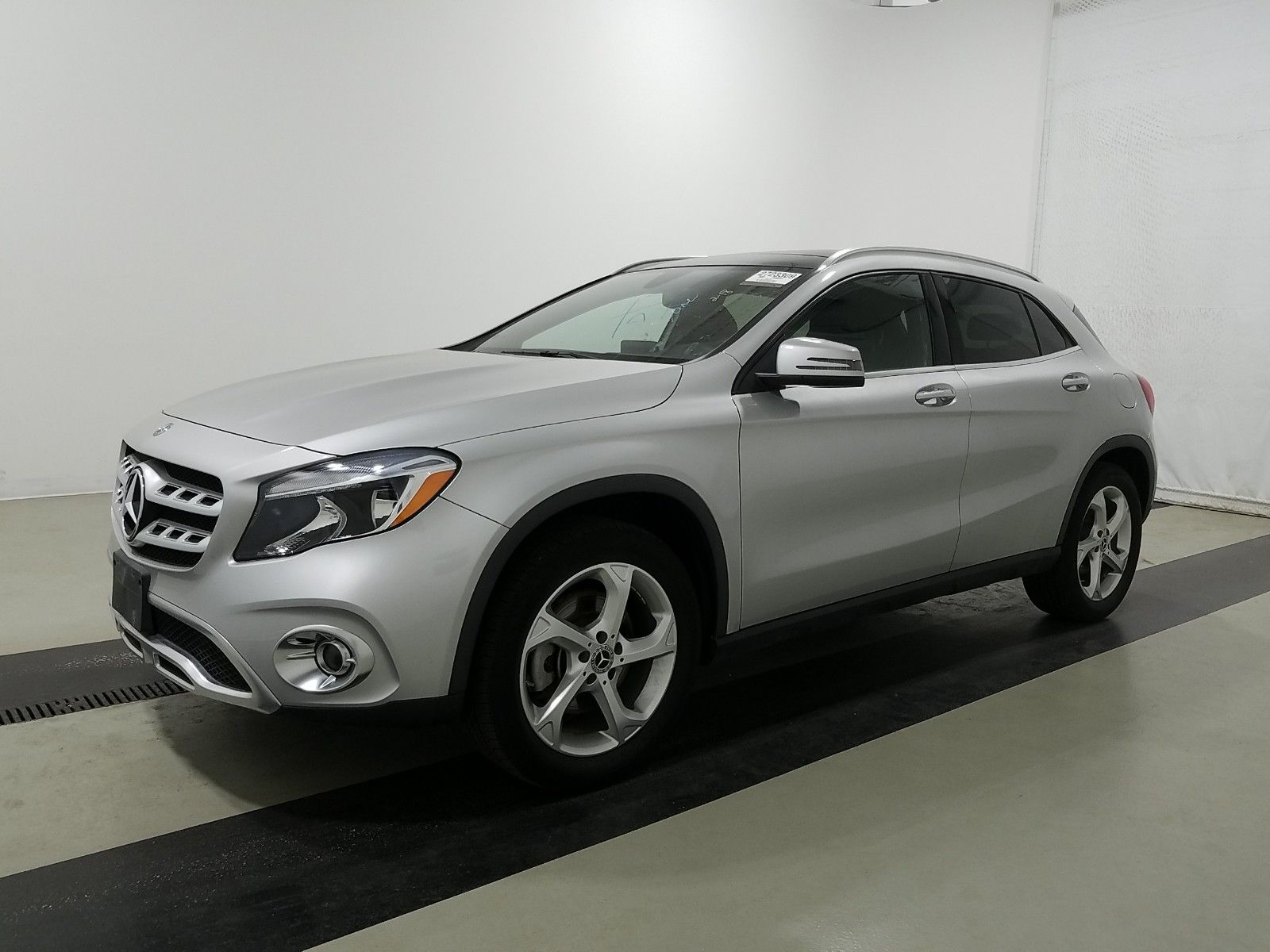 2018 Mercedes-benz Gla 2.0. Lot 99913196120 Vin WDCTG4GB8JJ390505