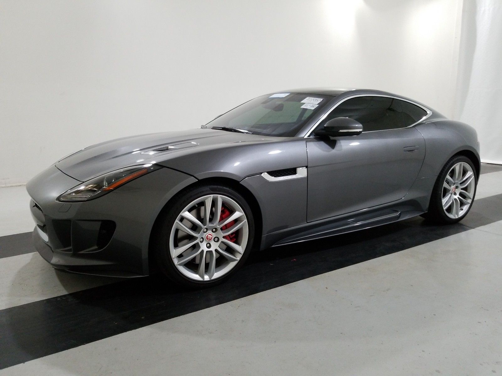 2017 Jaguar F-type 5.0. Lot 99913822901 Vin SAJWJ6DL3HMK42219