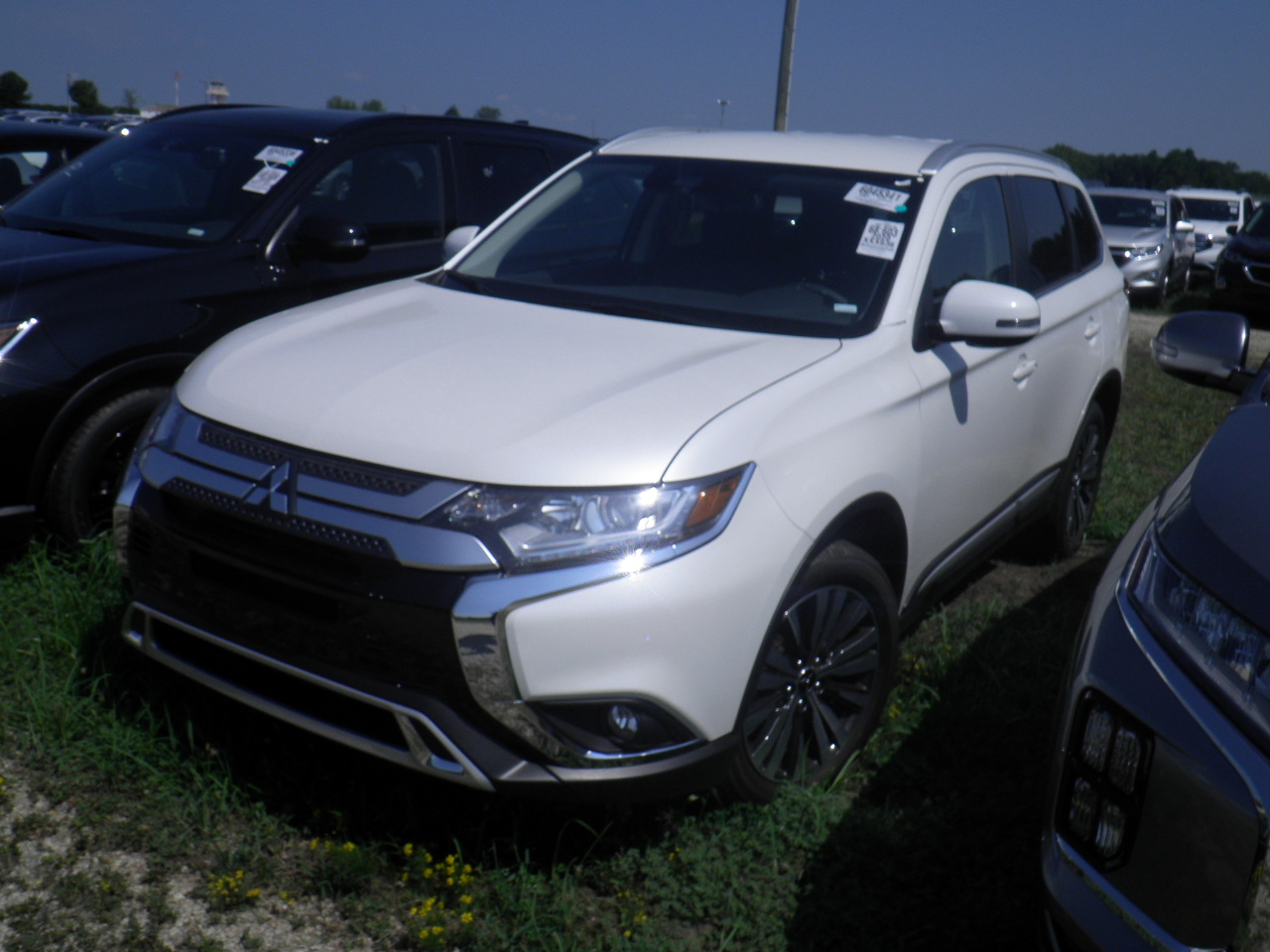 2020 Mitsubishi Outlander . Lot 99915321325 Vin JA4AD3A36LZ029600