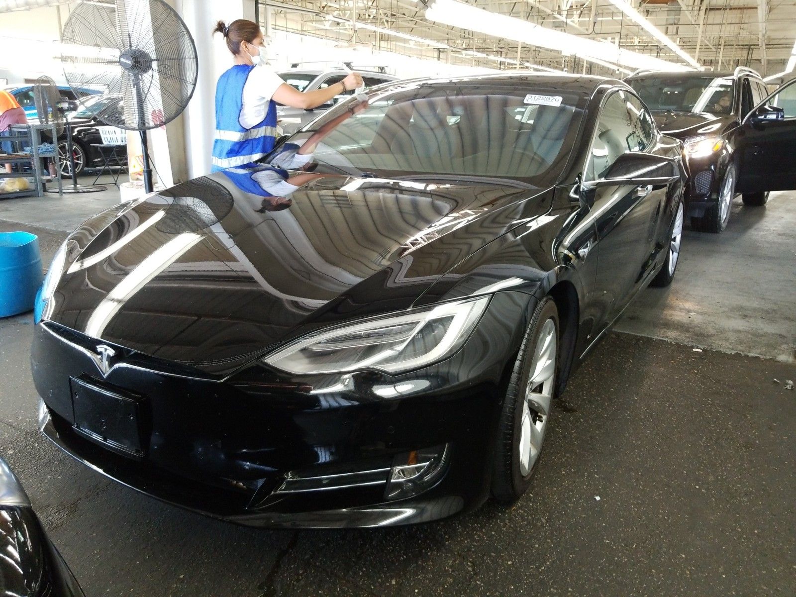2018 Tesla Model s . Lot 99913852395 Vin 5YJSA1E25JF280992
