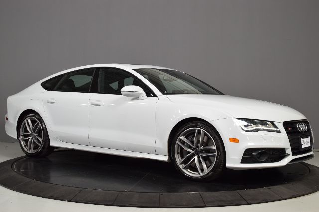 Kupit 2015 Audi S7 4dr Hb Bu Prodazha Avto S Aukciona Ssha S Dostavkoj V Ukrainu