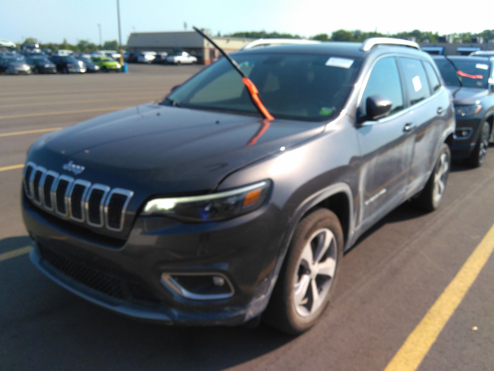 2019 Jeep Grand cherokee 3.2. Lot 99913669836 Vin 1C4PJMDX2KD157664