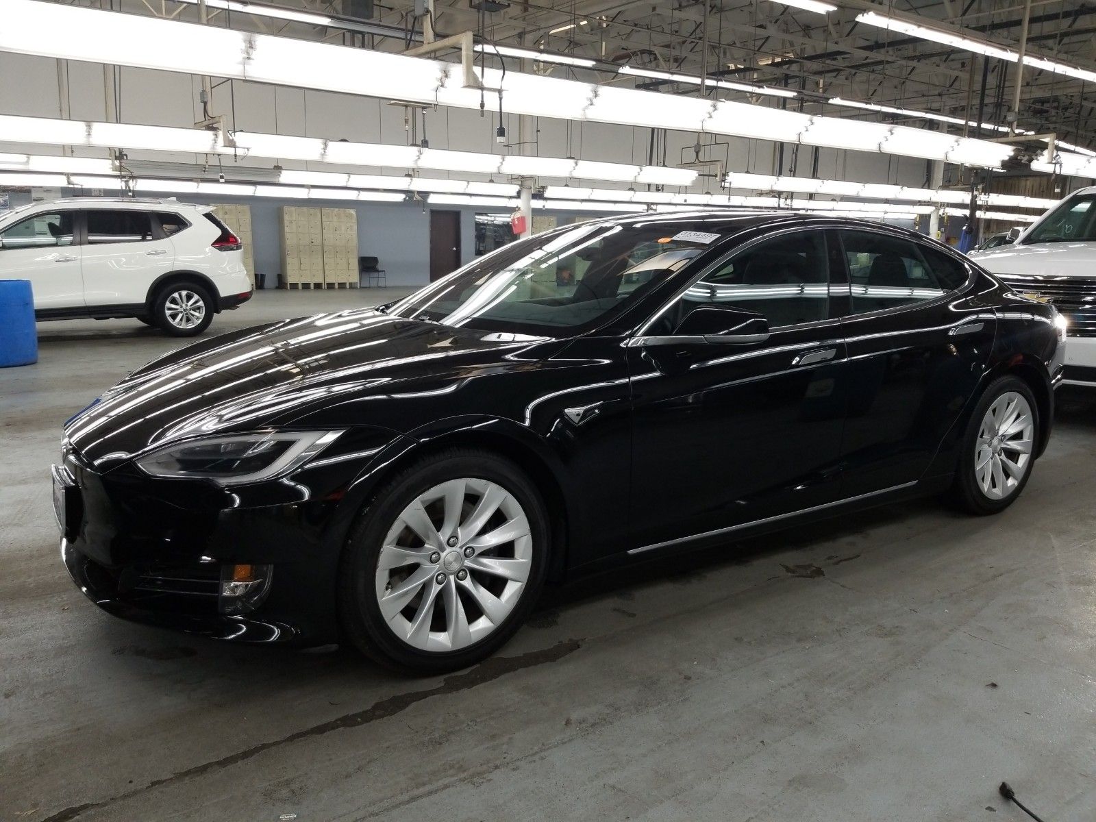 2018 Tesla Model s . Lot 99913867816 Vin 5YJSA1E24JF280840