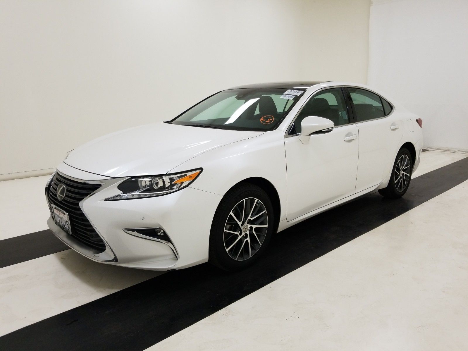 2017 Lexus ES 3.5. Lot 99913868329 Vin 58ABK1GG9HU073761