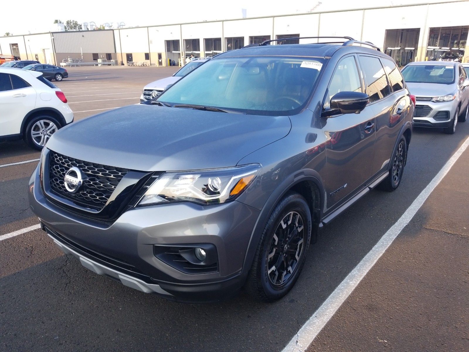 2019 Nissan Pathfinder 3.5. Lot 99913914087 Vin 5N1DR2MN3KC638491