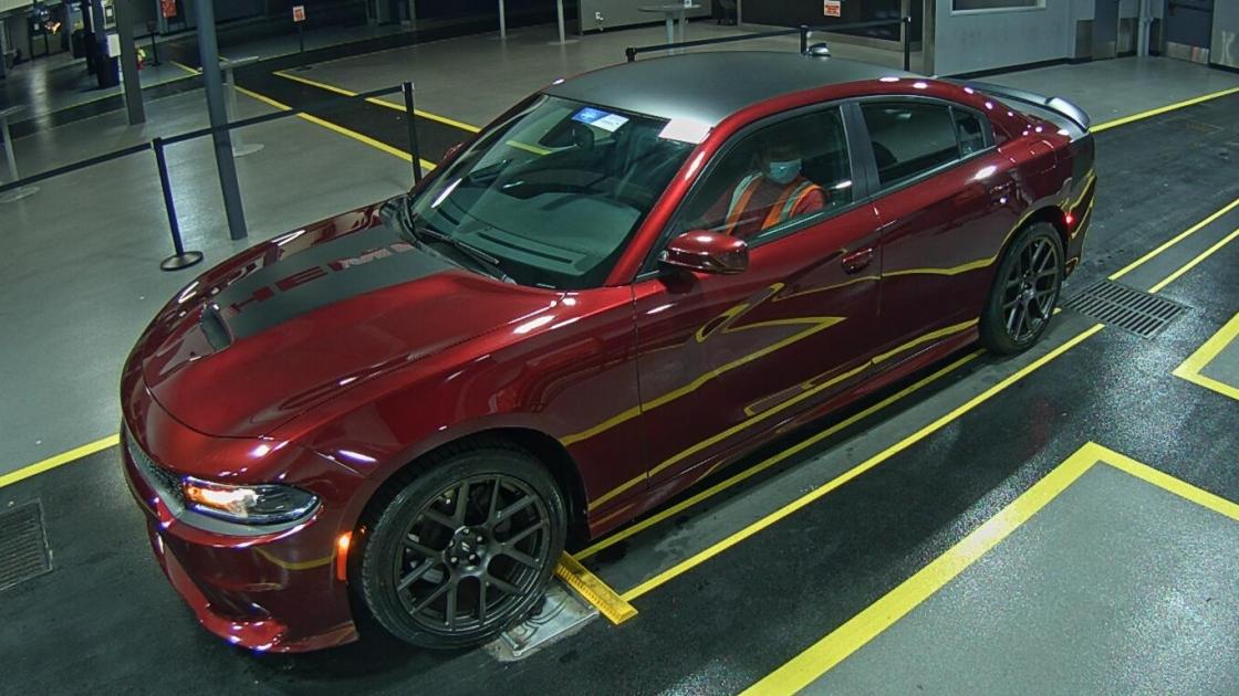 2017 Dodge Charger 5.7. Lot 99918243505 Vin 2C3CDXCT2HH625169