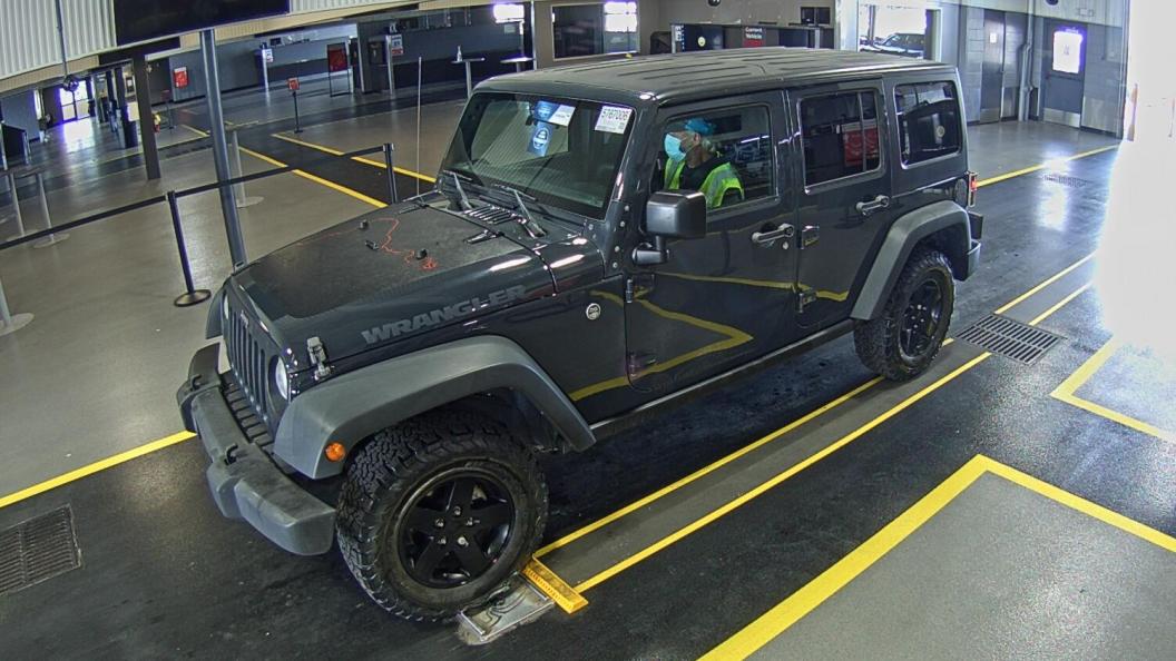 2017 Jeep Wrangler unlimited 3.6. Lot 99918243503 Vin 1C4BJWDG4HL651089