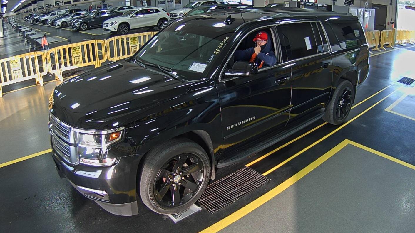 2016 Chevrolet Suburban . Lot 99917530913 Vin 1GNSKHKC6GR120472