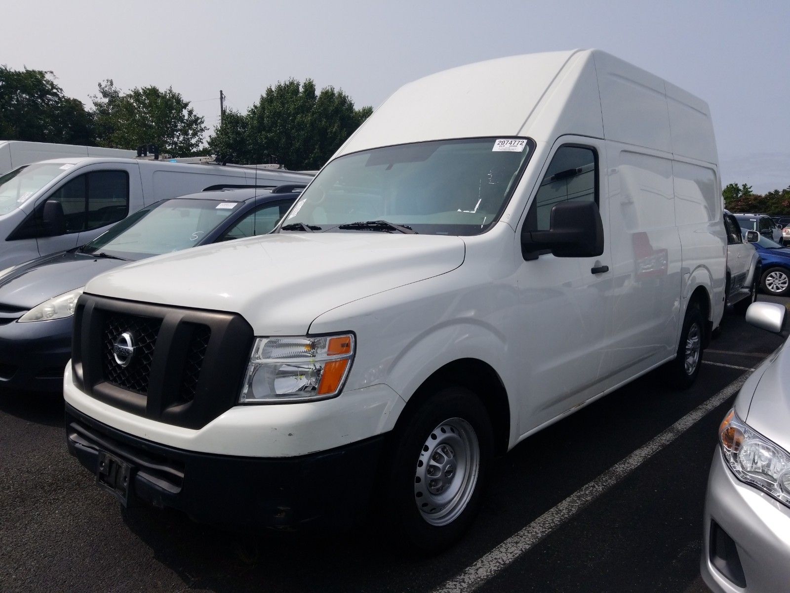 nissan nv2500 cargo