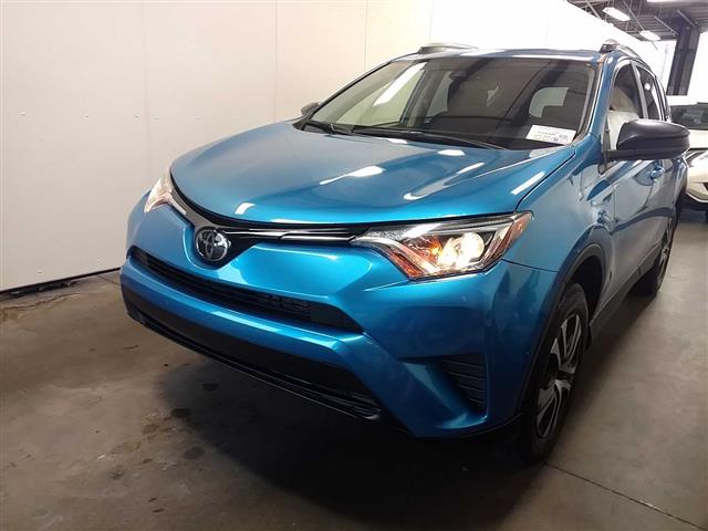 2017 Toyota Rav4 . Lot 999204927597 Vin JTMZFREV9HJ702712