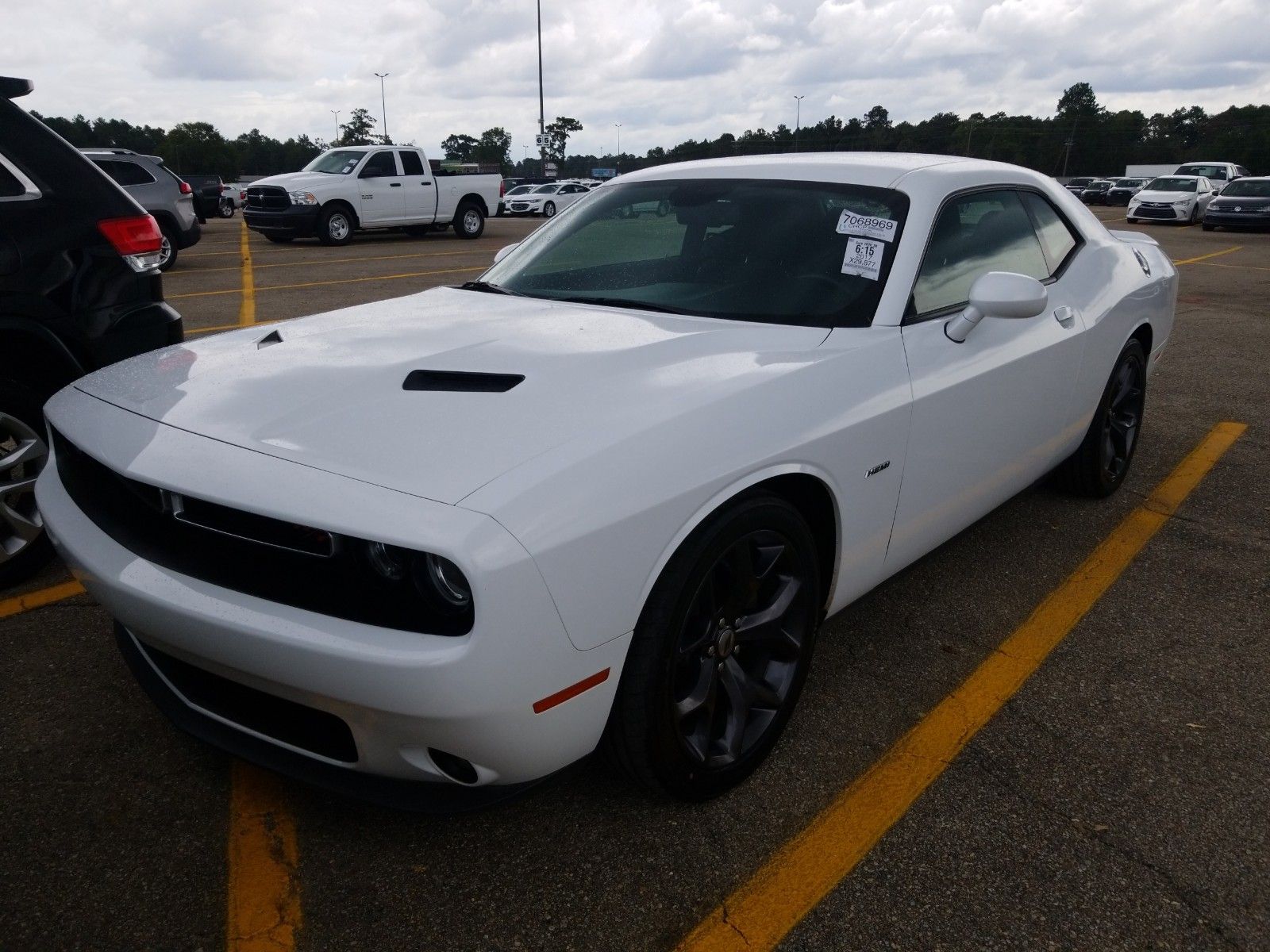2017 Dodge Challenger 5.7. Lot 999204936652 Vin 2C3CDZBT6HH613457