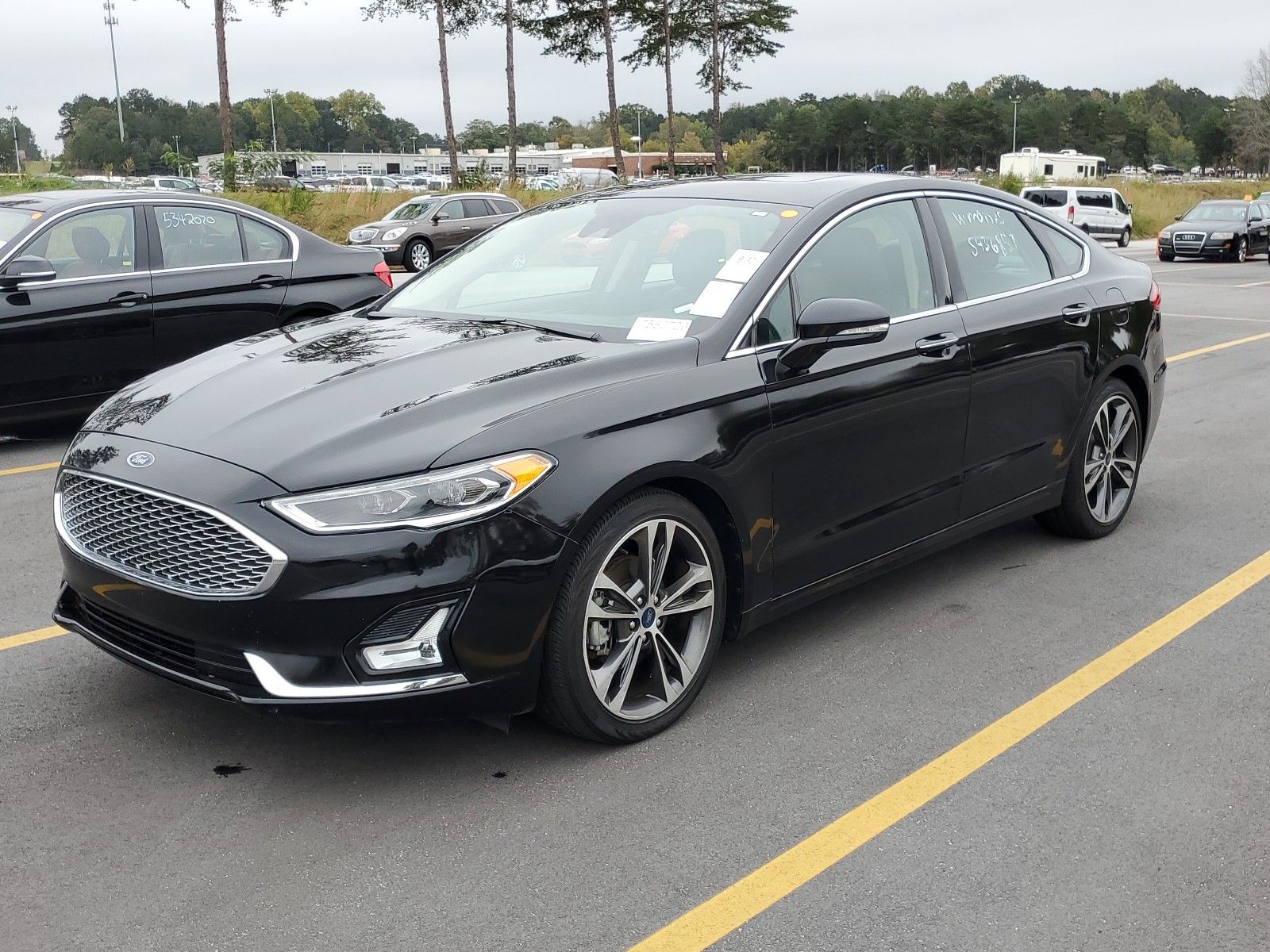 Форд фьюжн 2019. Ford Fusion 2019. Форд Фьюжн американец 2019.