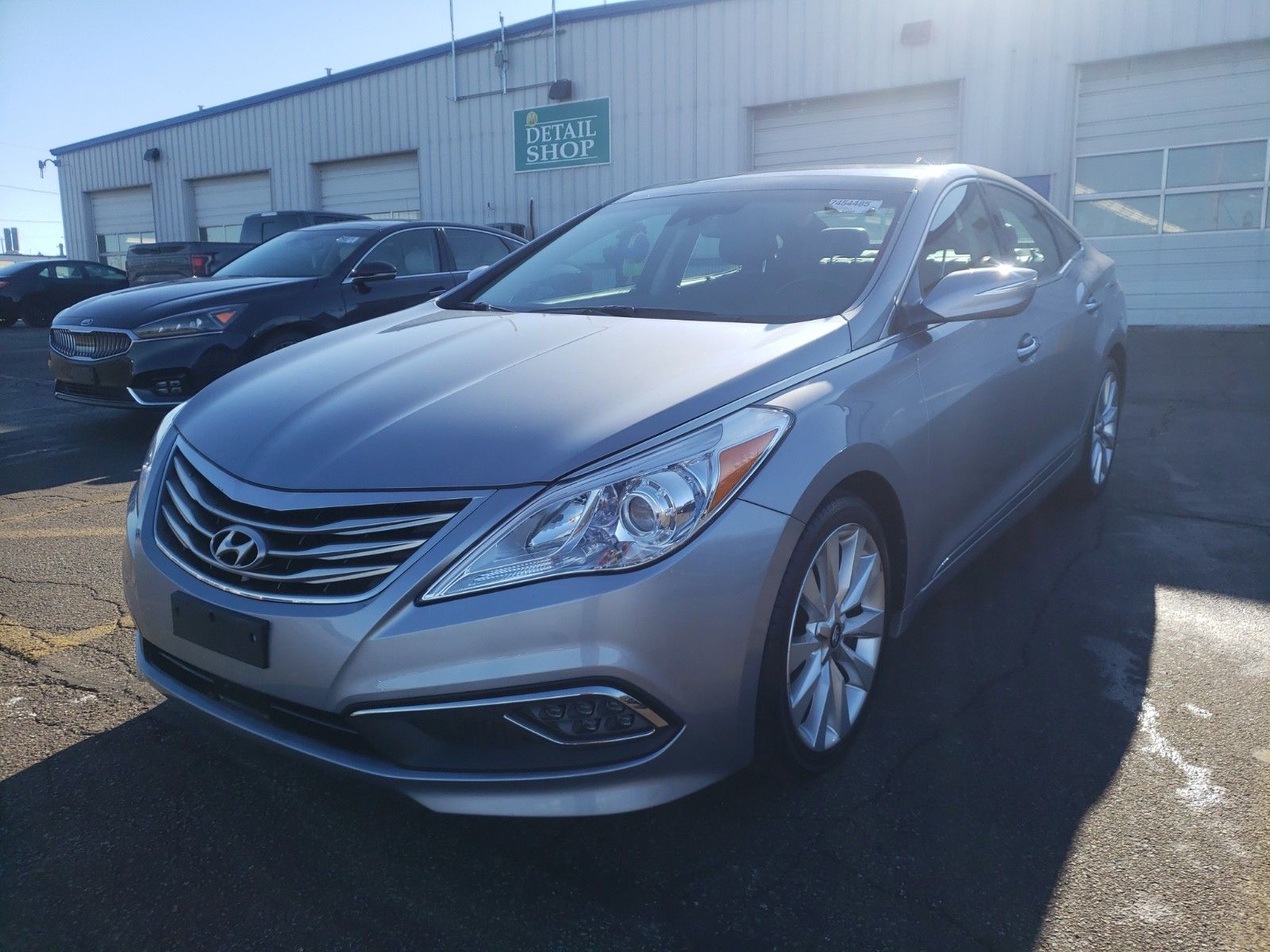 KMHFH4JG0GA555634 Hyundai Azera 2016 from United States – PLC Auction