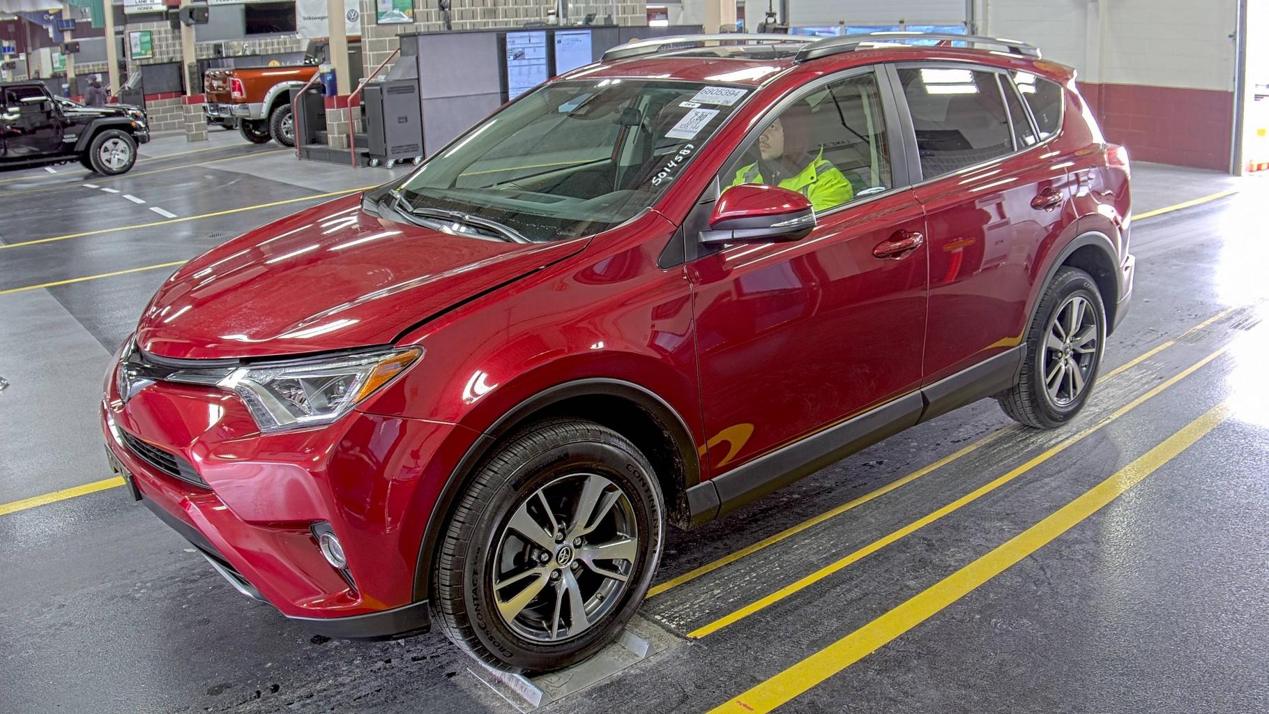 jtmrfrev7jd253132-toyota-rav4-2018-from-united-states-plc-auction