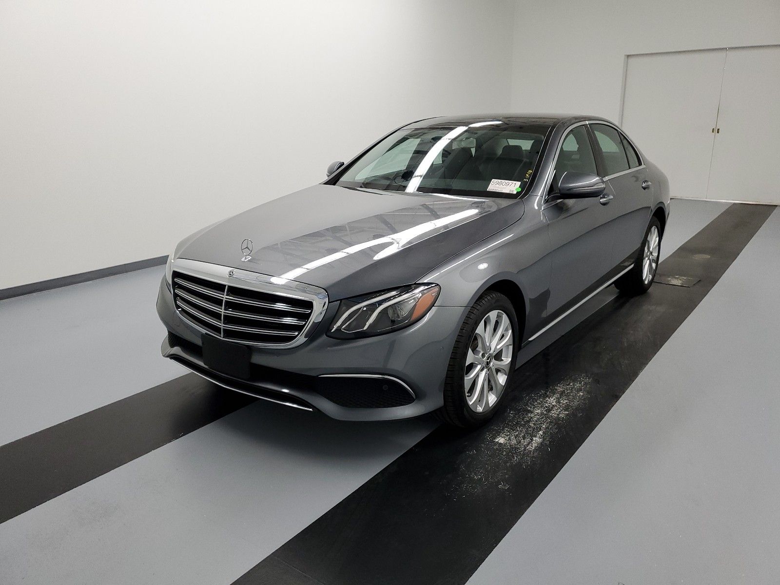 ᐉ 18 Mercedes Benz E 300 Vin Wddzf4kb4ja From The Usa Buy At An Auction From America A Car At A Bargain Price In Ukraine Plc Groupf