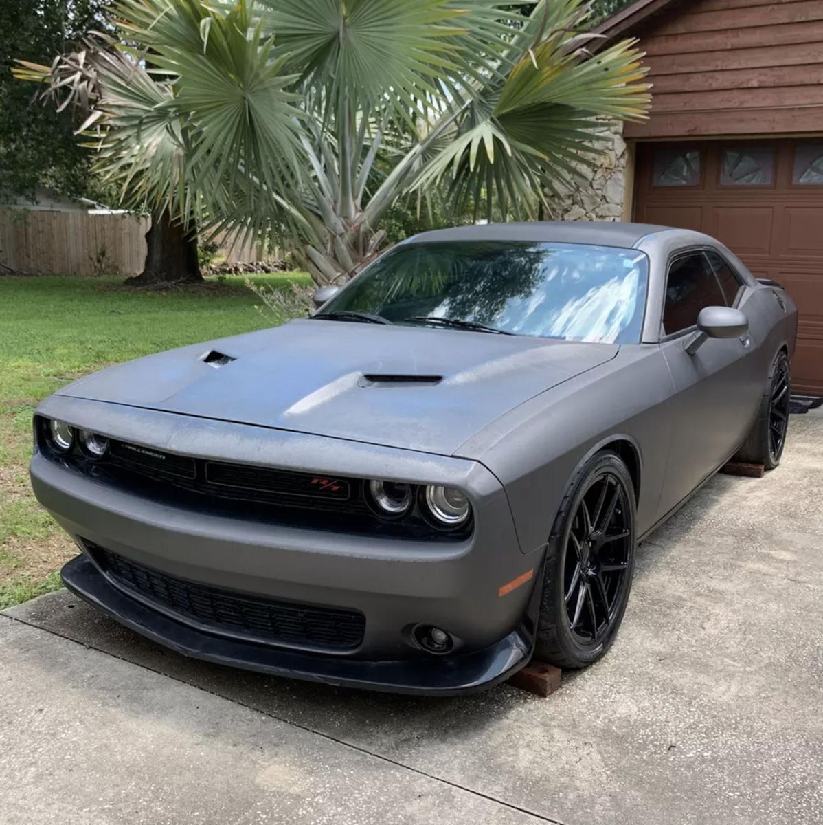 Dodge challenger vin