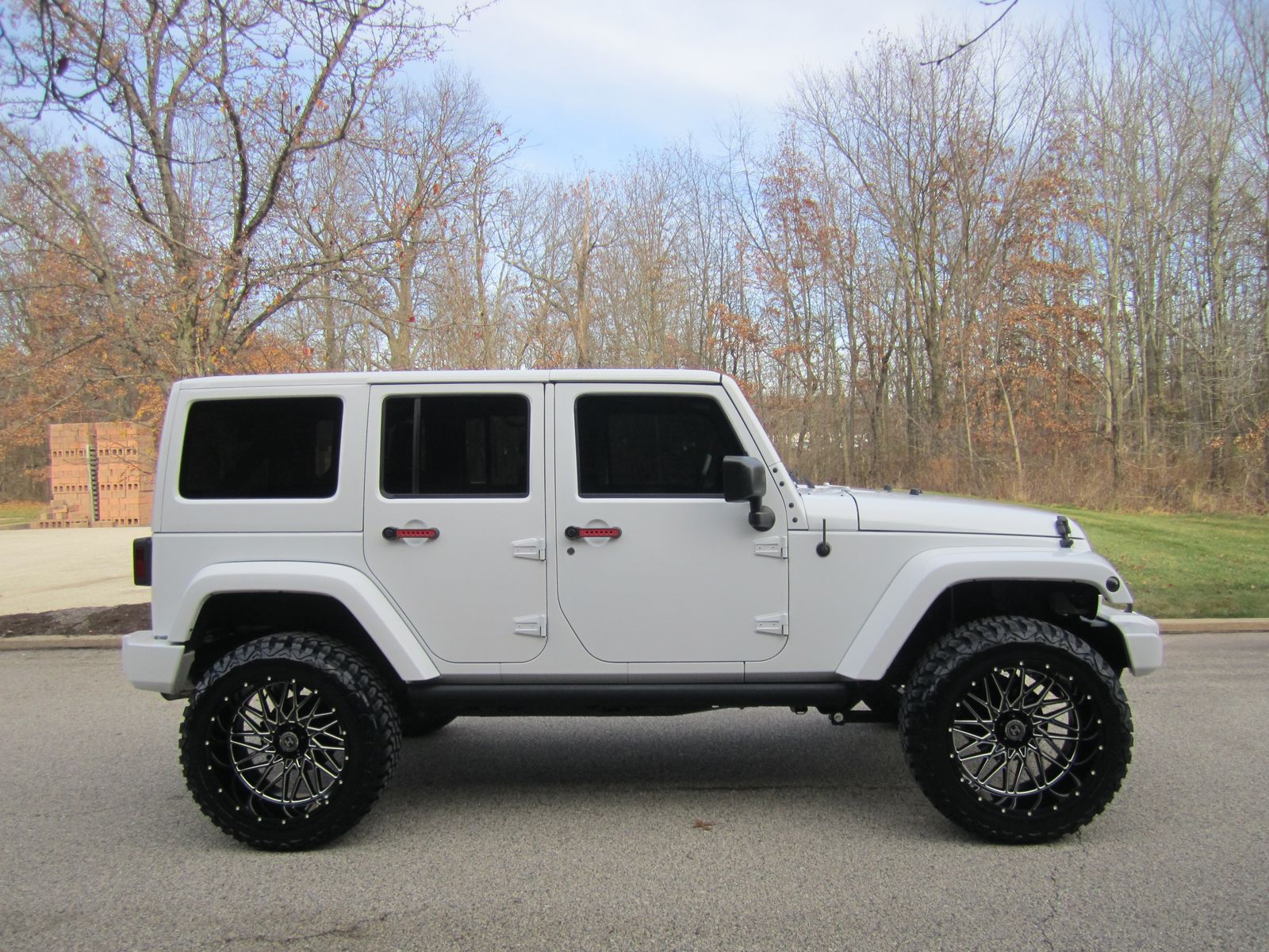 JEEP SAHARA - 6
