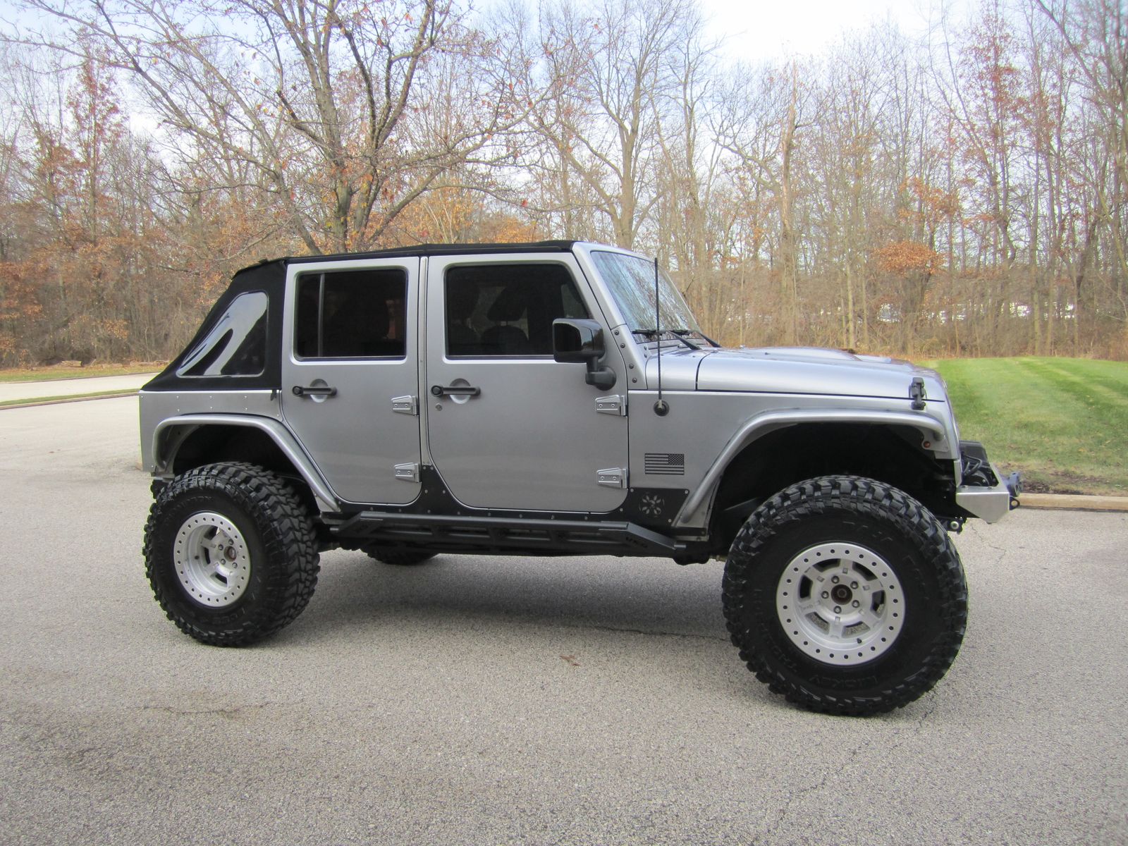 JEEP SAHARA - 8