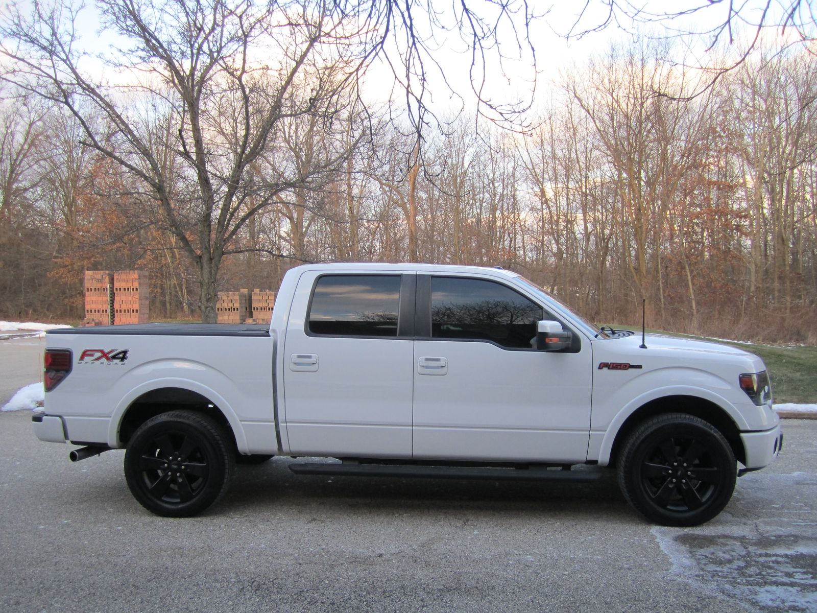 FORD F-150 - 8