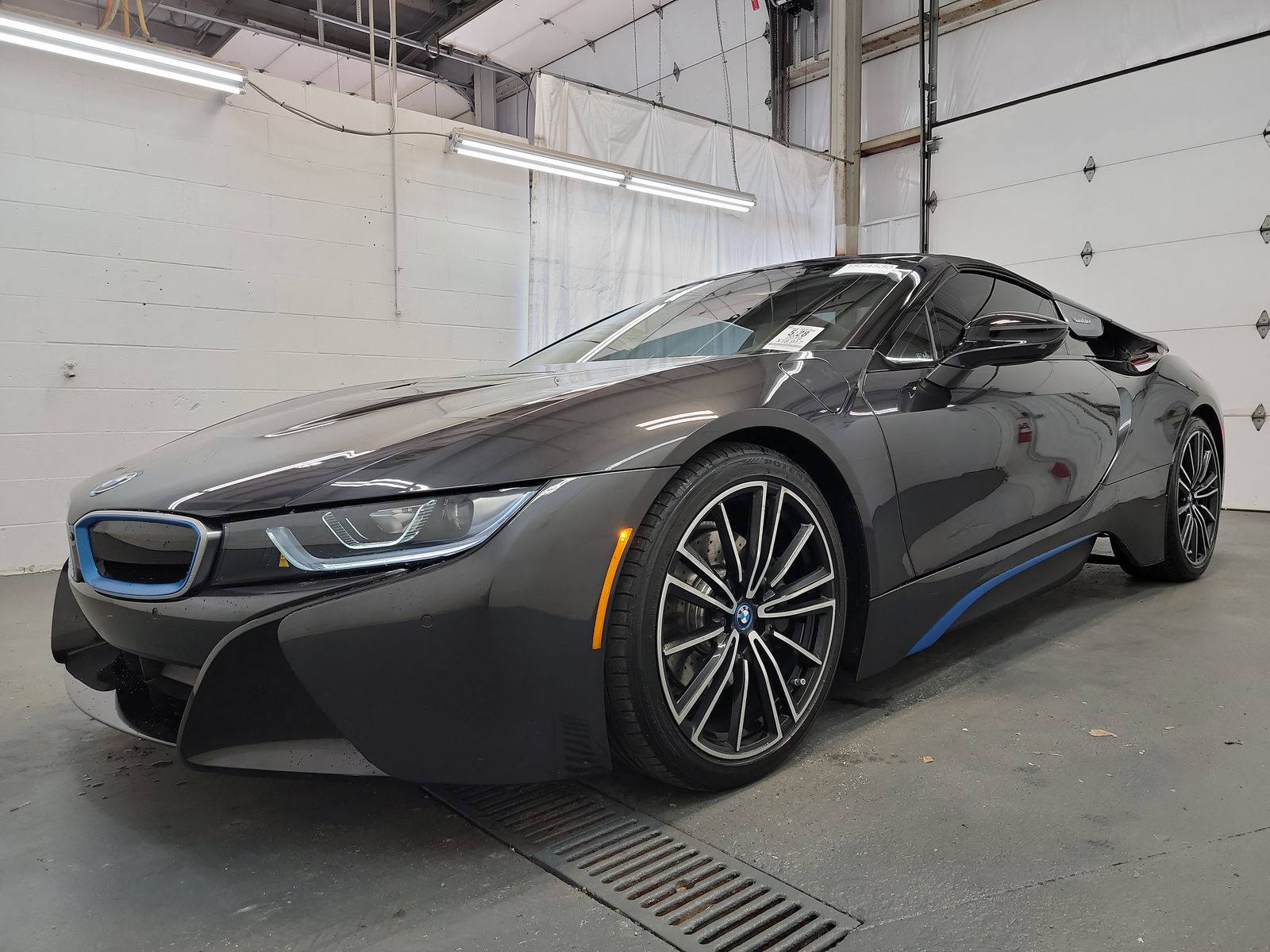 2019 BMW i8 Roadster