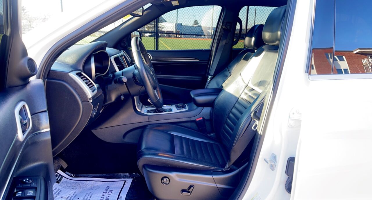 2018 Jeep Grand Cherokee Sterling Edition 4x4 4dr SUV AWD