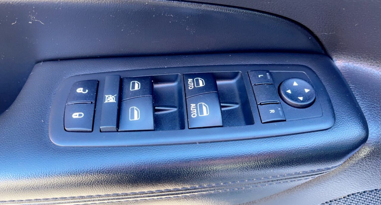 2018 Jeep Grand Cherokee Sterling Edition 4x4 4dr SUV AWD