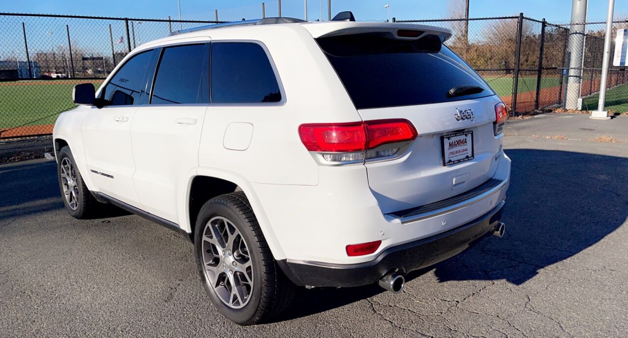 2018 Jeep Grand Cherokee Sterling Edition 4x4 4dr SUV AWD