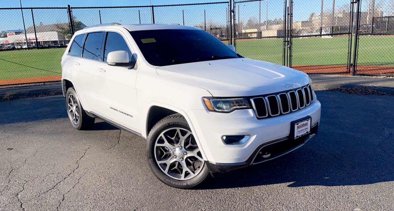 2018 Jeep Grand Cherokee Sterling Edition 4x4 4dr SUV AWD