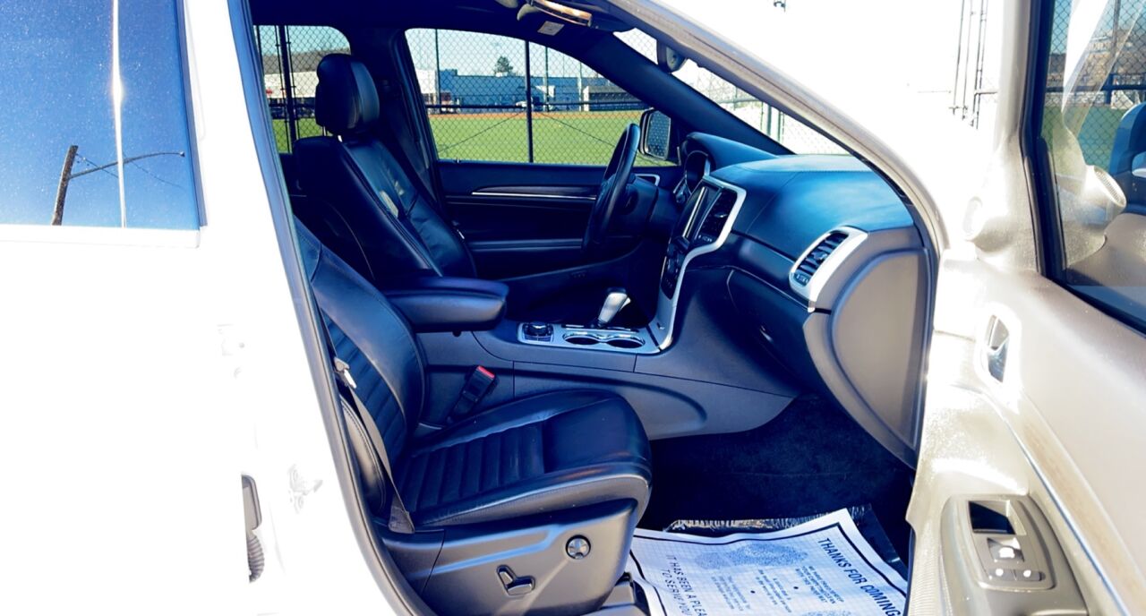 2018 Jeep Grand Cherokee Sterling Edition 4x4 4dr SUV AWD