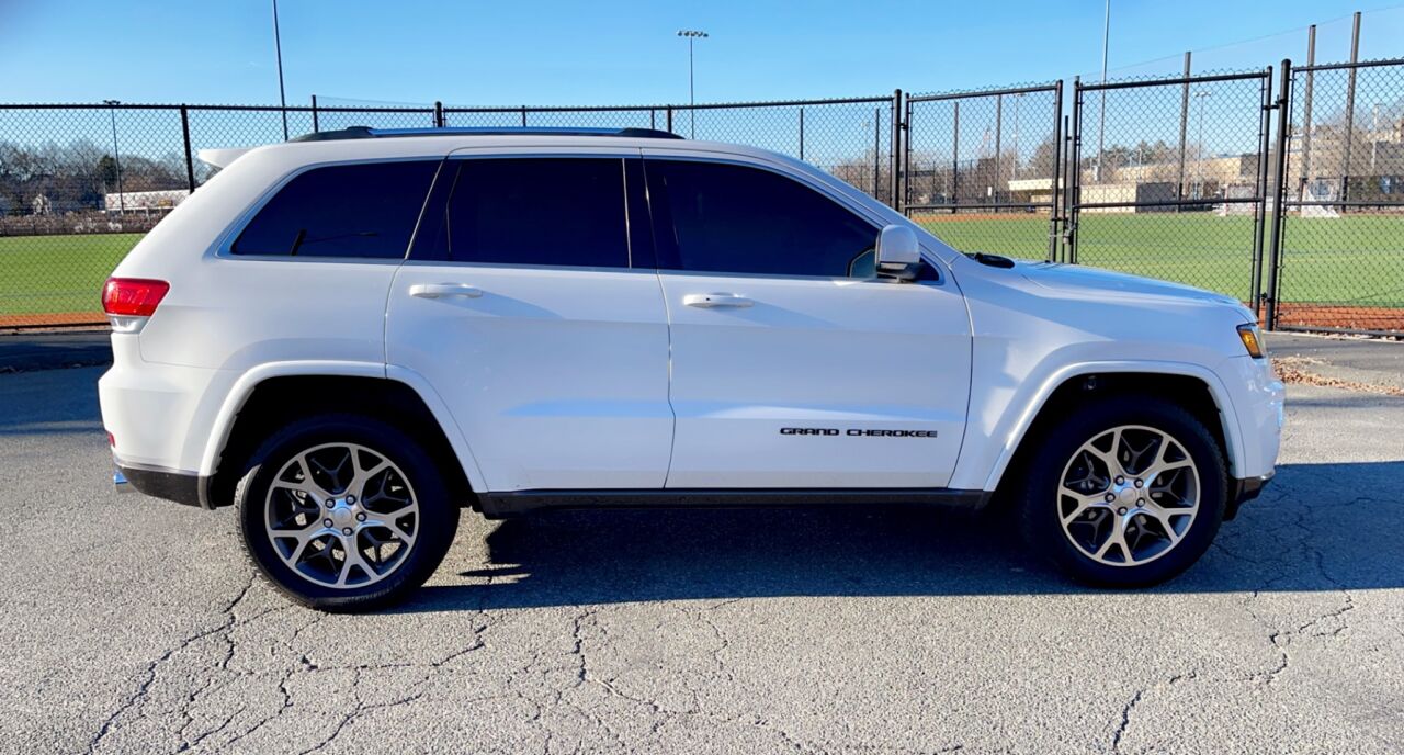 2018 Jeep Grand Cherokee Sterling Edition 4x4 4dr SUV AWD