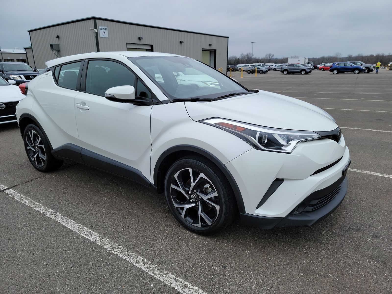 2019 Toyota C-HR XLE FWD