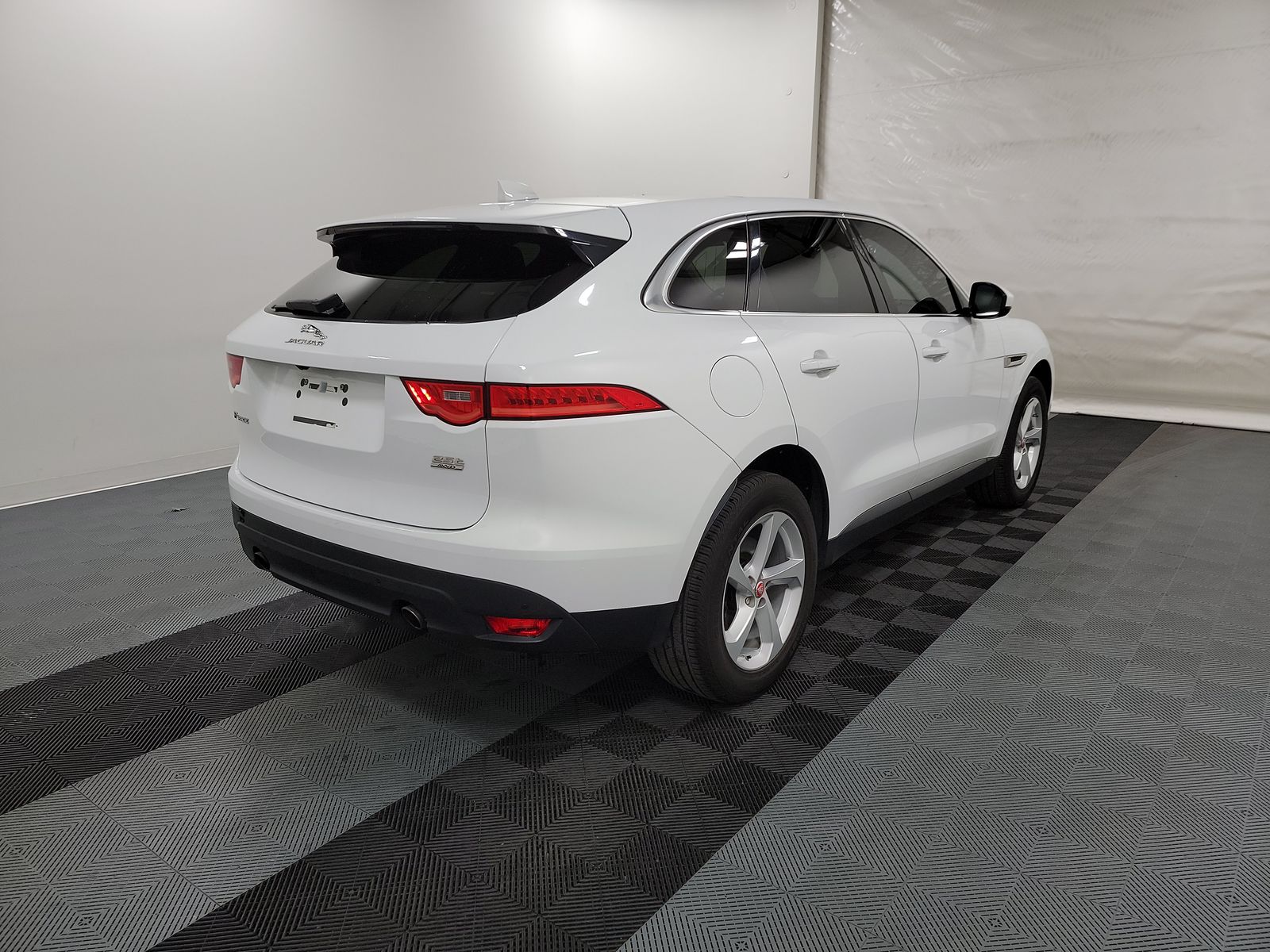 2019 Jaguar F-PACE 25t Premium AWD
