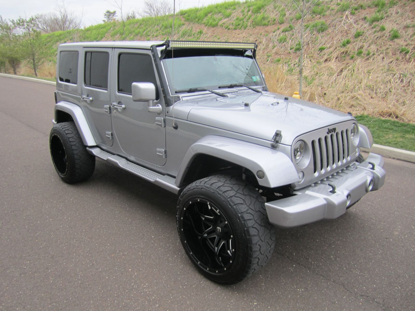 JEEP SAHARA - 3